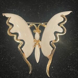 Elegant Butterfly Brooch in Cream and Gold STAMPED PELL